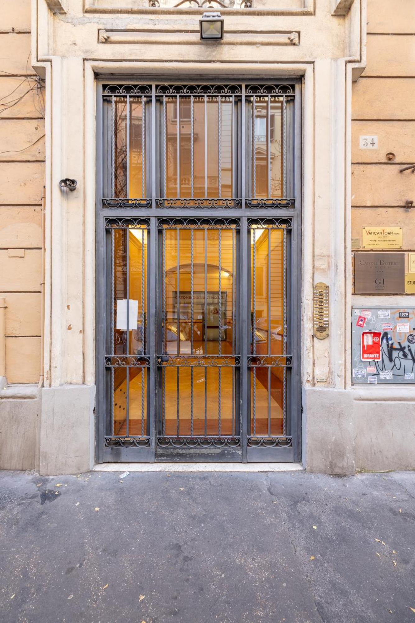 Charming Vatican Apartment โรม ภายนอก รูปภาพ